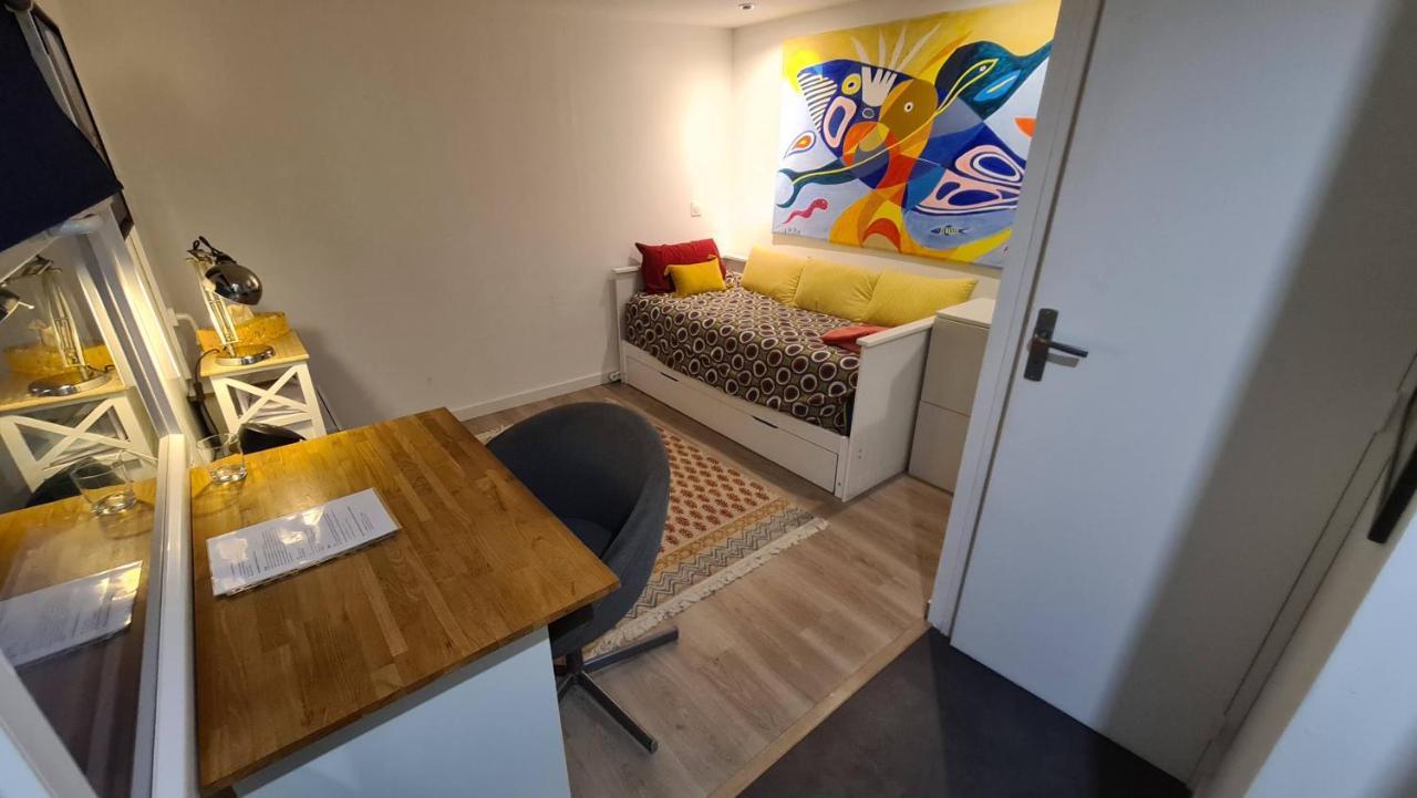 Le Studio Dans Le Jardin. Rosny-sous-Bois Exteriör bild