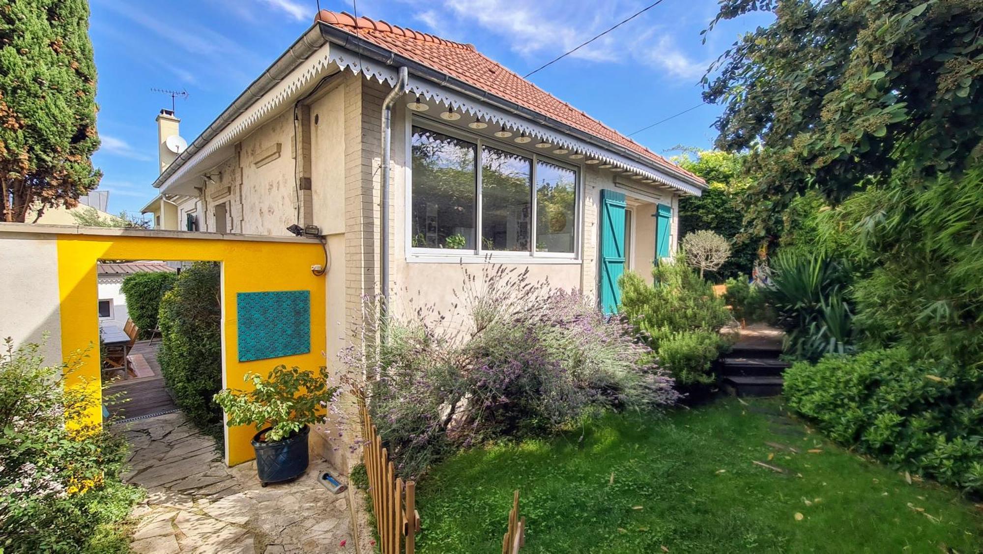 Le Studio Dans Le Jardin. Rosny-sous-Bois Exteriör bild